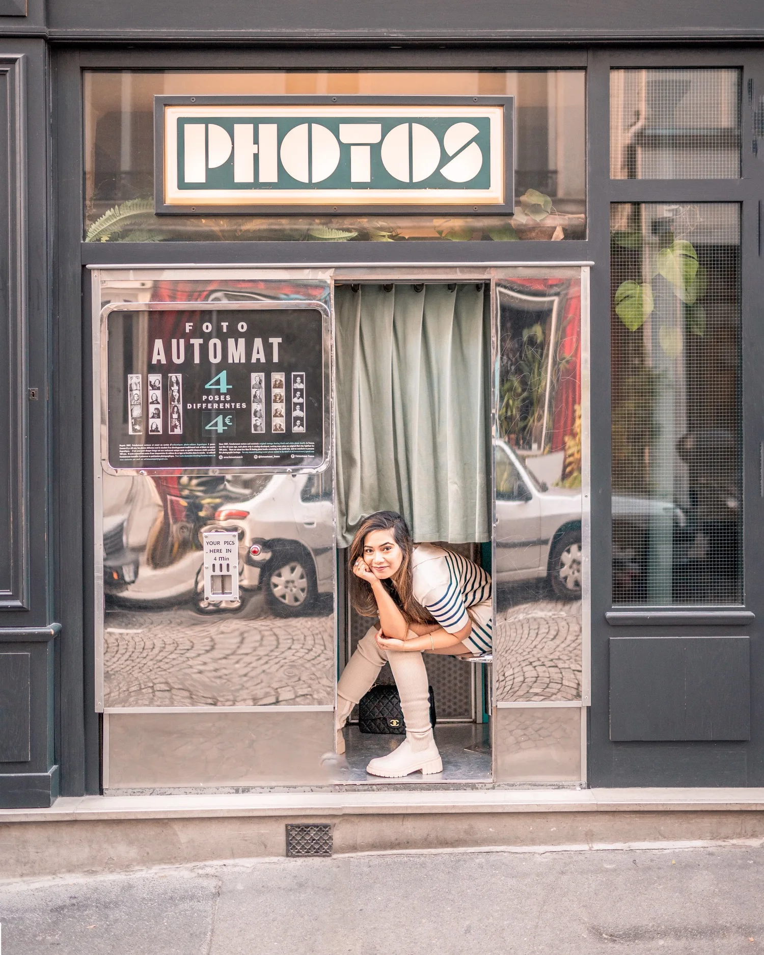 Vintage photo booth automat in Paris