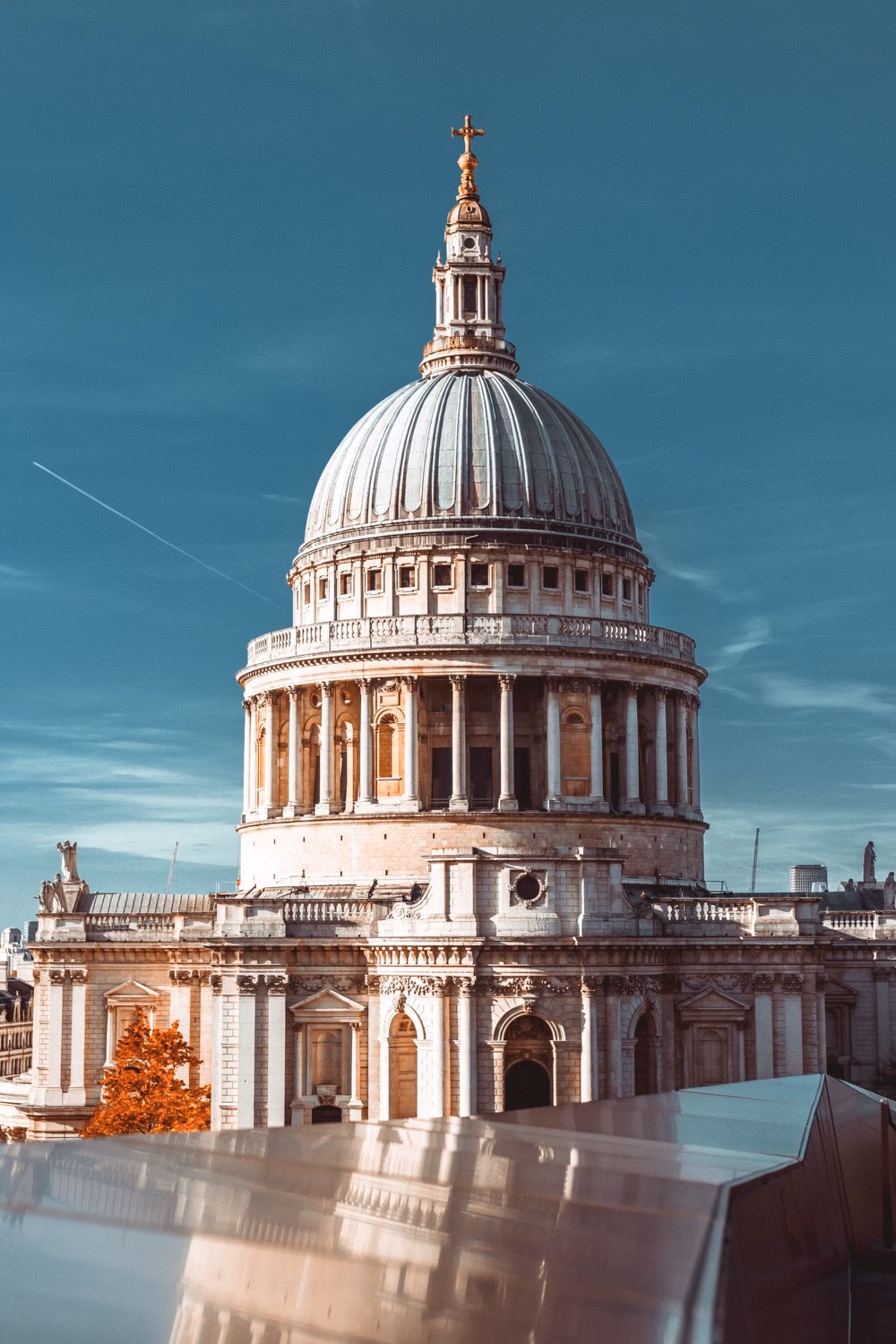 St Paul's reflection